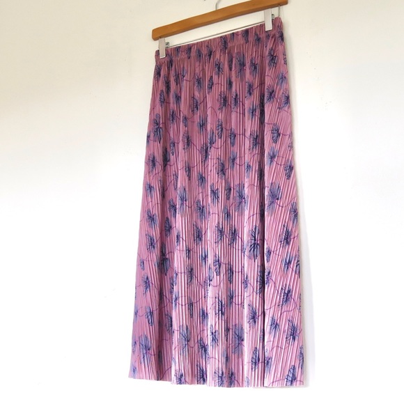 Urban Outfitters Floral Pleated Skirt - Picture 1 of 6